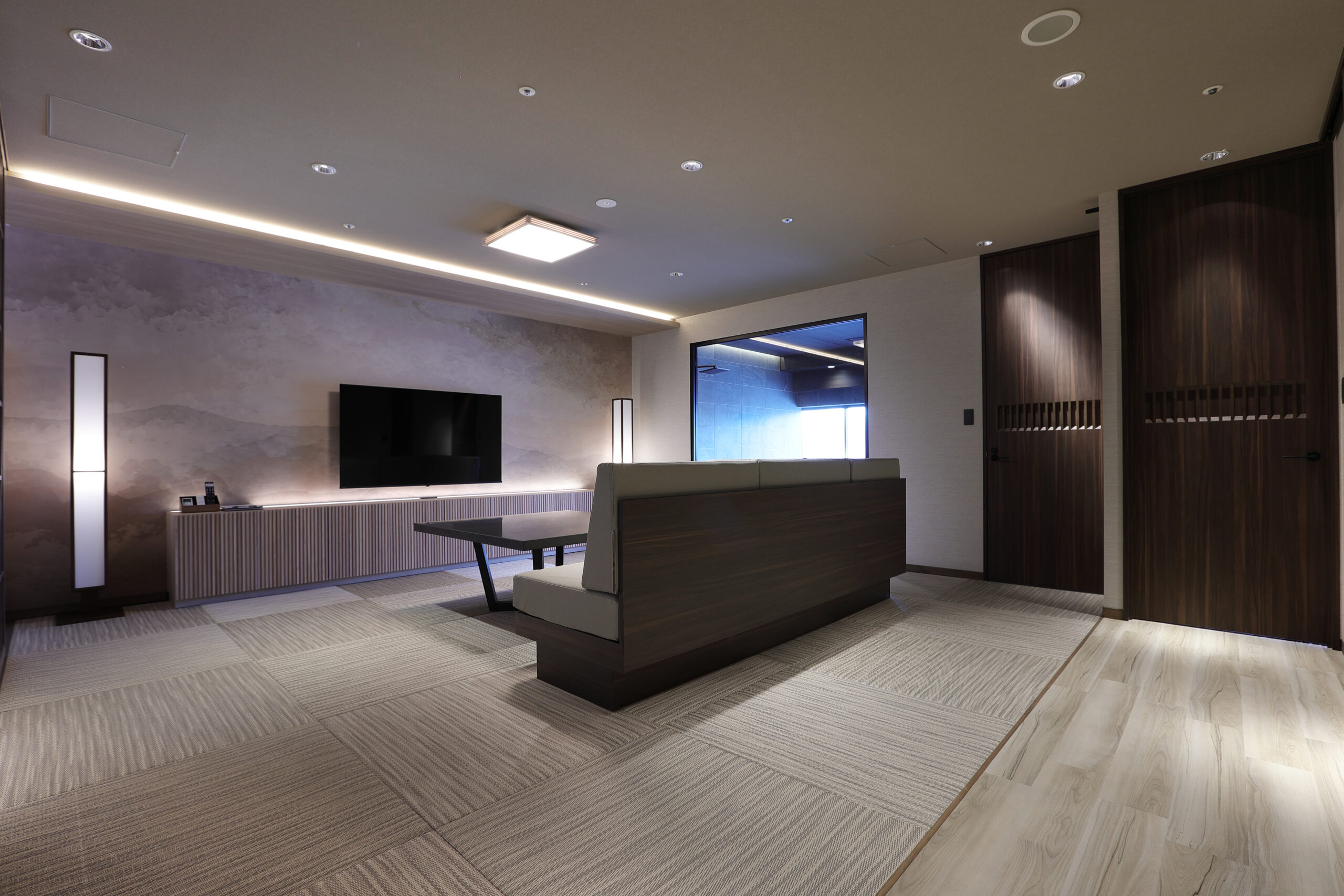 Royal Suite Room Image 3
