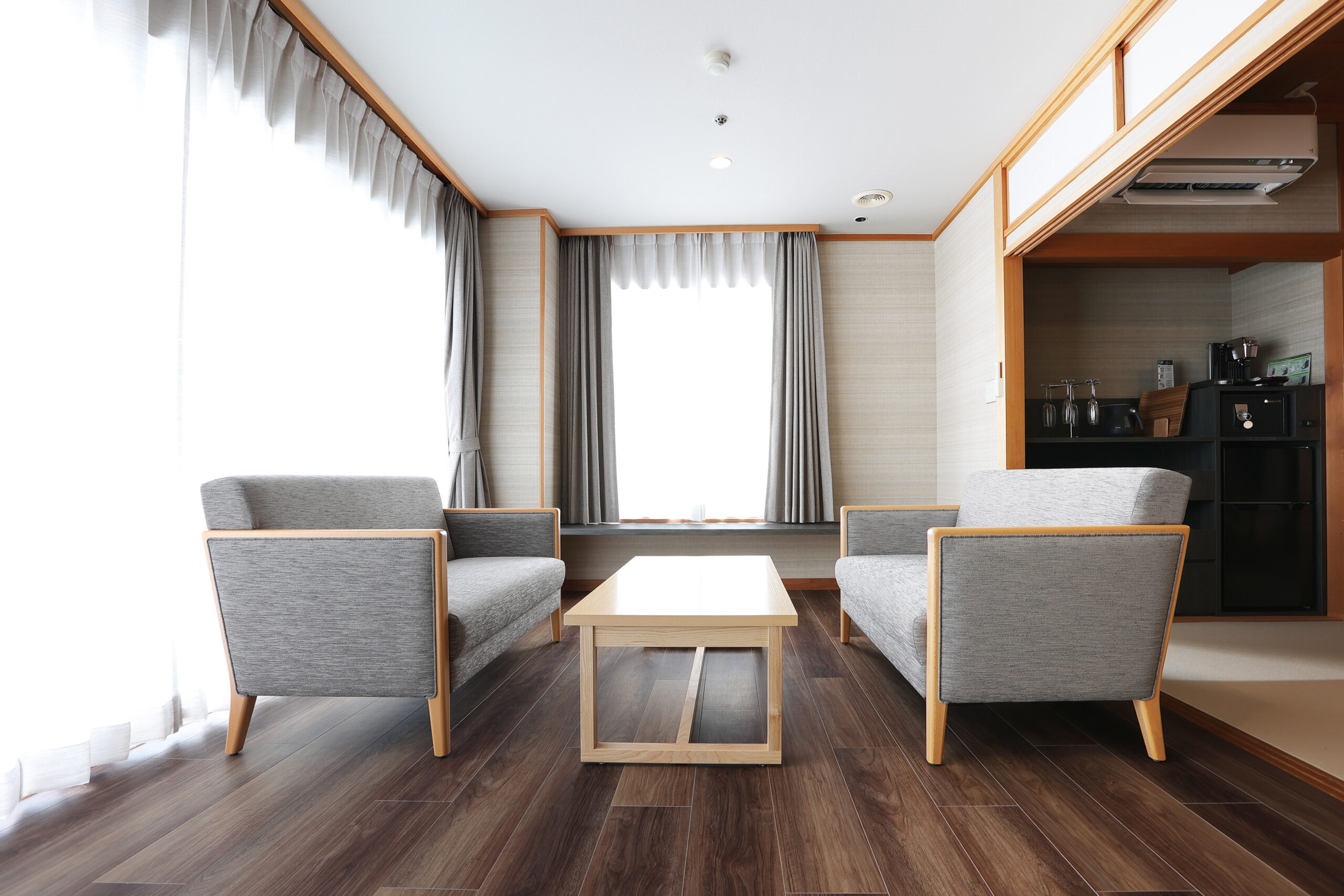 Suite Room<2 Bedrooms> Image 2