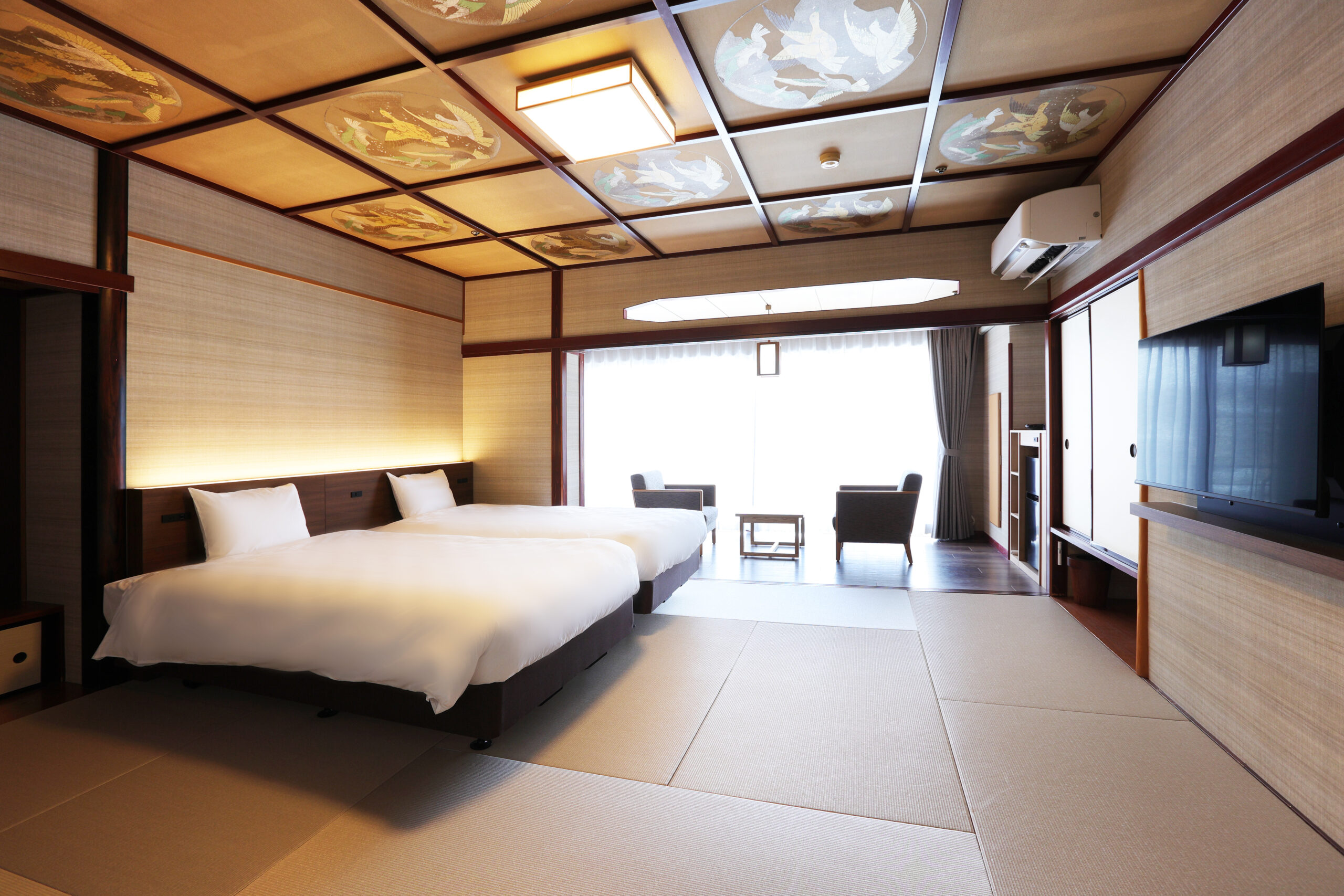 Japanese Modern Twin Room Image 3