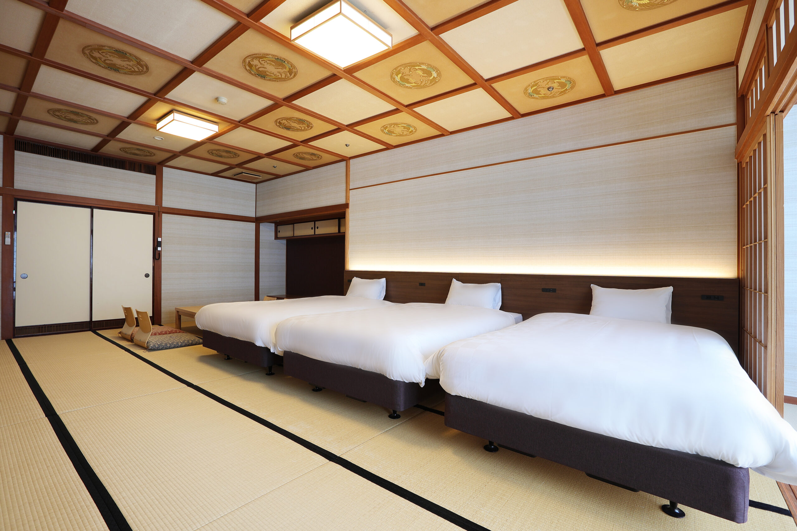 Japanese Modern Triple Room without in-room bath Image 2