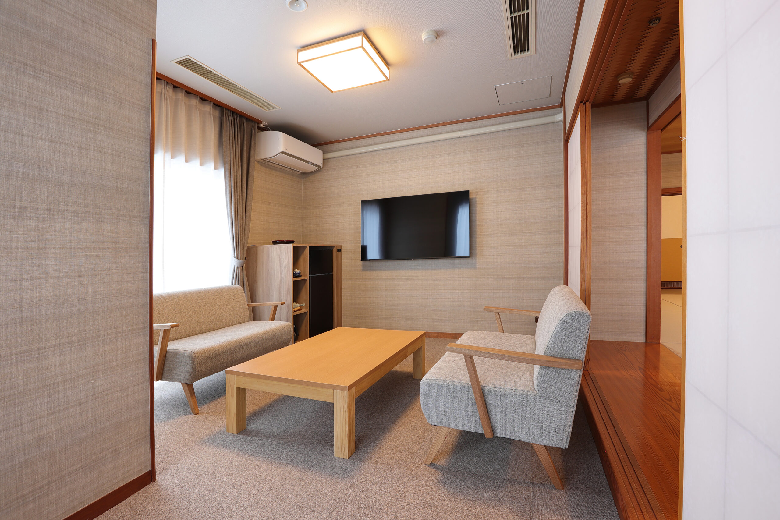 Japanese Modern Quad Room without in-room bath Image 2